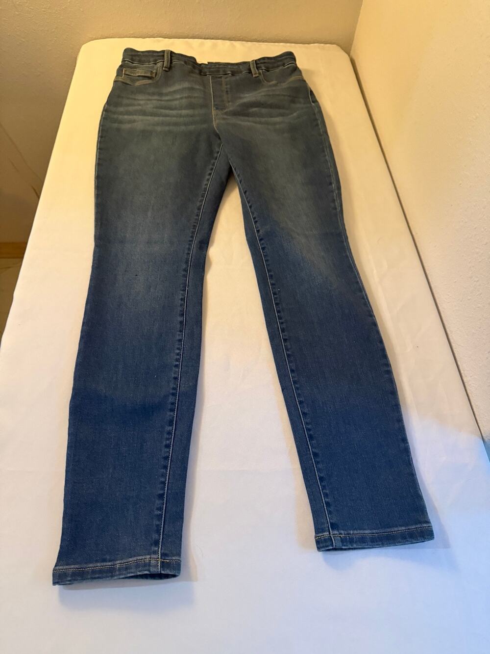 Time and Tru High Rise Skinny Denim Jeggings Medium Wash NWT Women's M 8-10